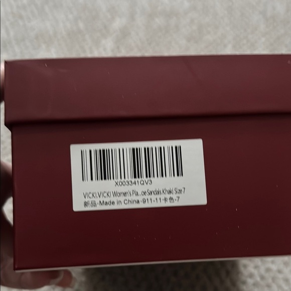 Elegant Tan Wedge Sandals with Adjustable Straps - Picture 8 of 9